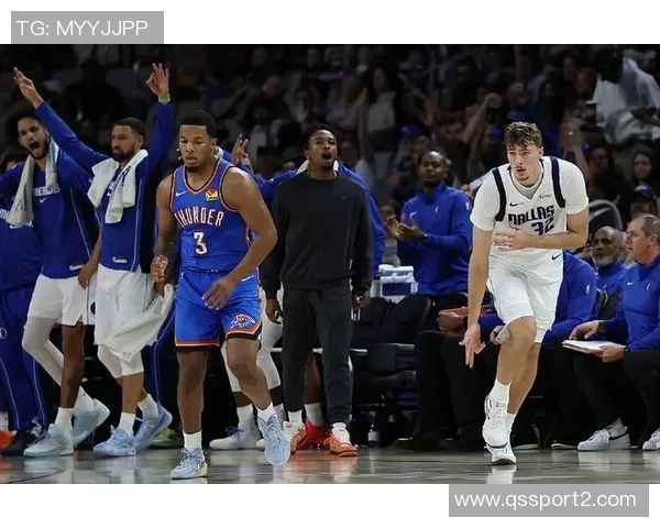 克莱首次替补迎战独行侠拉塞尔首发弗拉格重回三号位调整阵容 克莱首次替补迎战独行侠拉塞尔首发弗拉格重回三号位调整阵容