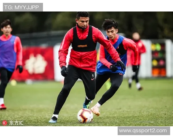 巴洛特利将于明日接受迪拜伊蒂法克体检签约至2028年开启新篇章 巴洛特利将于明日接受迪拜伊蒂法克体检签约至2028年开启新篇章