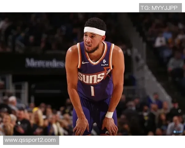 布克谈绝杀三分未中经历成长不后悔选择展现勇气与决心