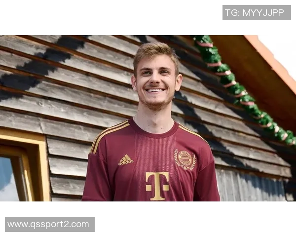 拜仁女足荣获巴伐利亚体育大使称号赞扬其在体育与社会的杰出贡献 拜仁女足荣获巴伐利亚体育大使称号赞扬其在体育与社会的杰出贡献